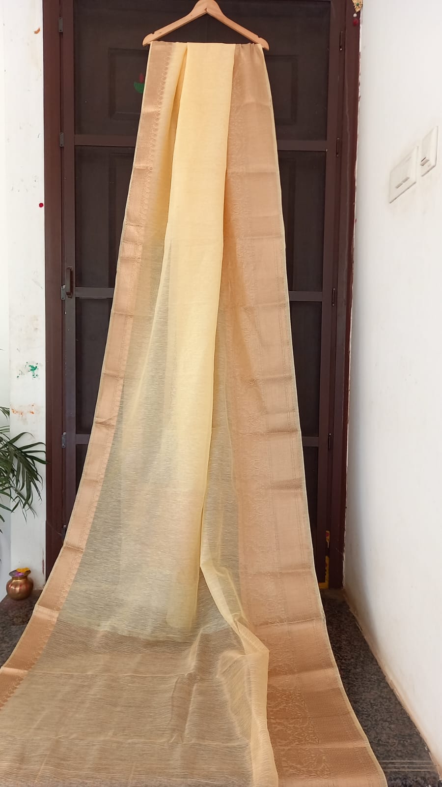 LIGHT YELLOW BENARSI PURE LINEN SAREE