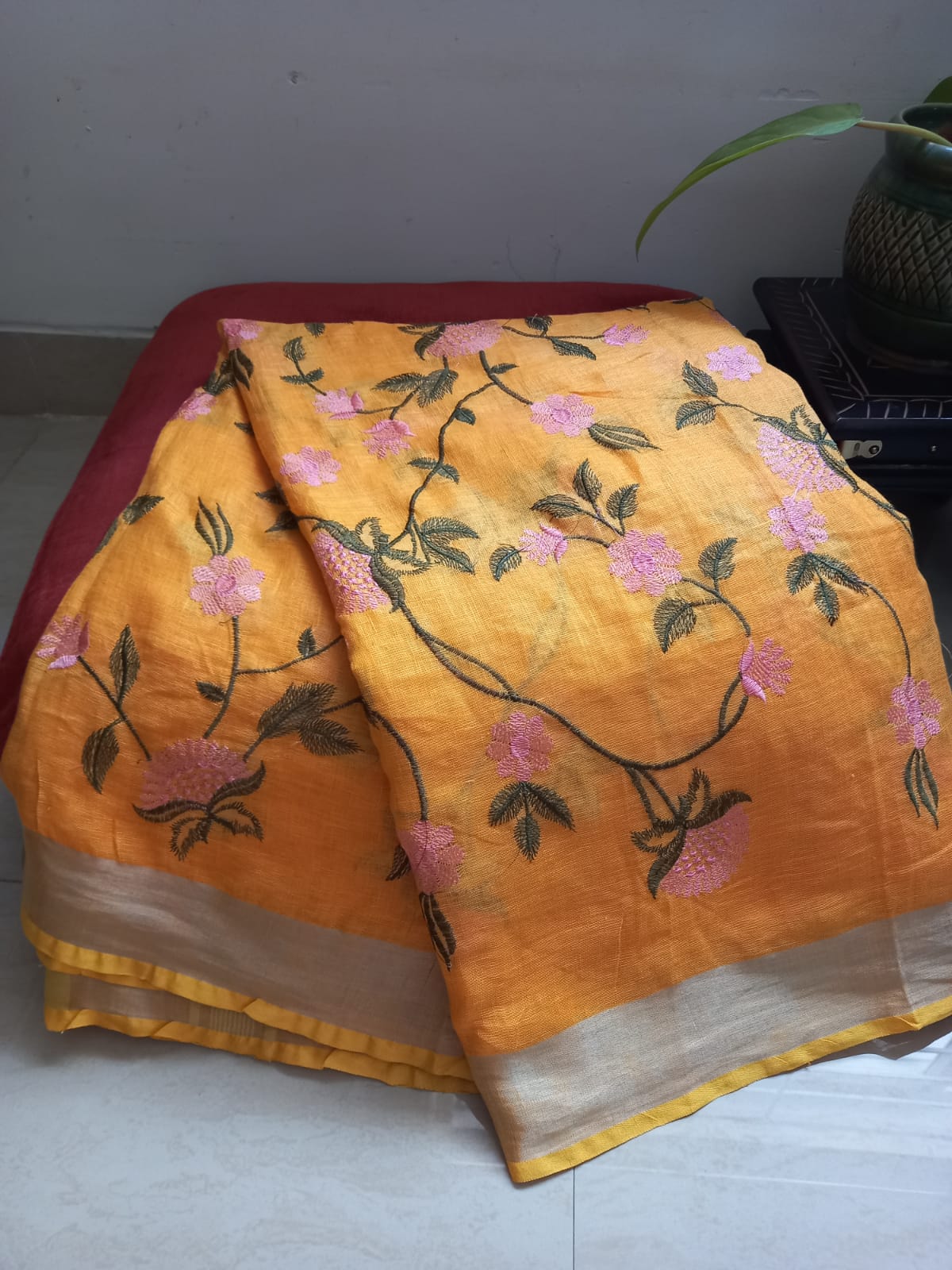 EMBROIDERY YELLOW PURE COTTON LINEN