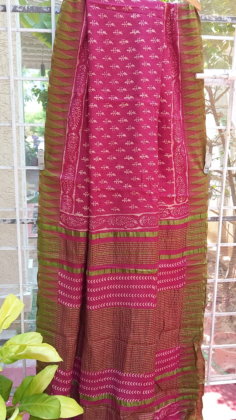 LIGHT RED HANDBLOCK PRINT COTTON SLUB SAREE